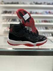 Jordan 11 Retro Playoffs Bred (2019) (Lightly Used Size 8.5 NB) - Pre-Owned (No original box)