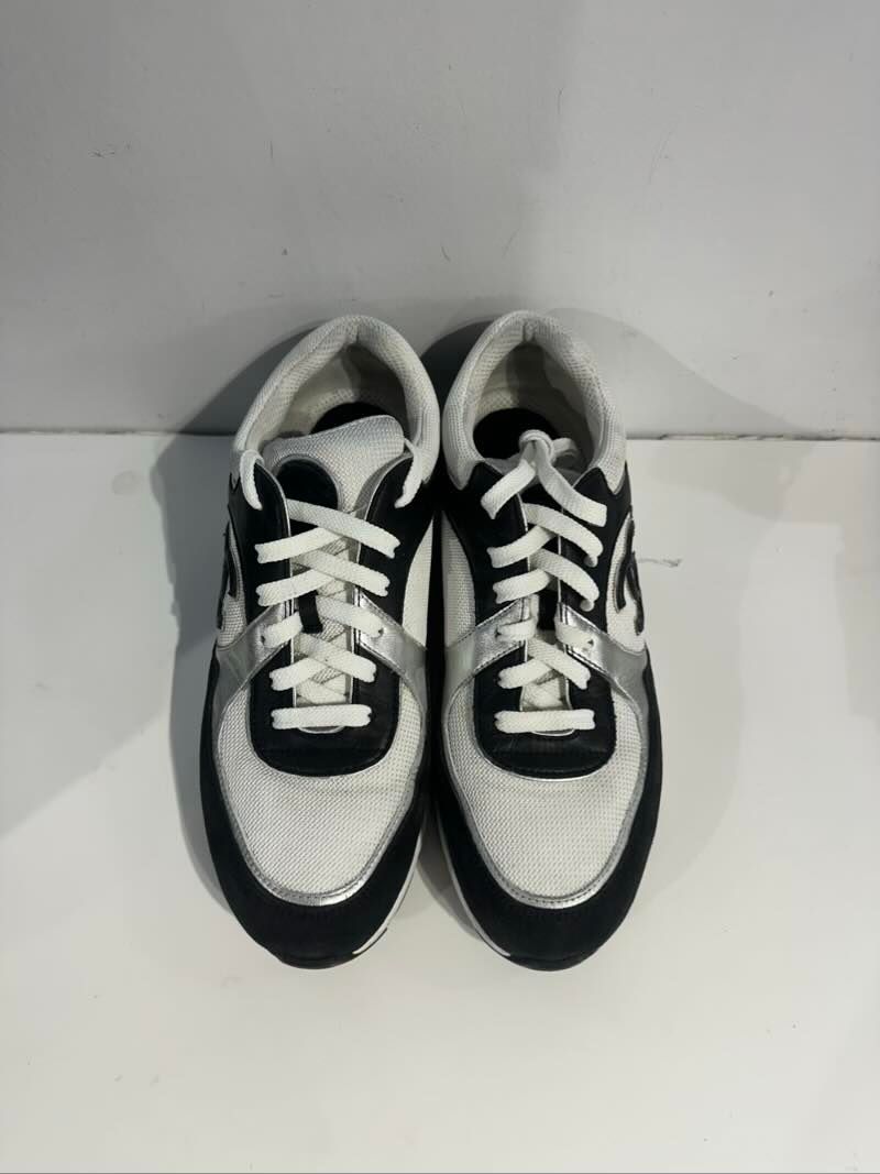 Chanel Logo Sneaker Black White - Pre-Owned Size 11 (No original box)