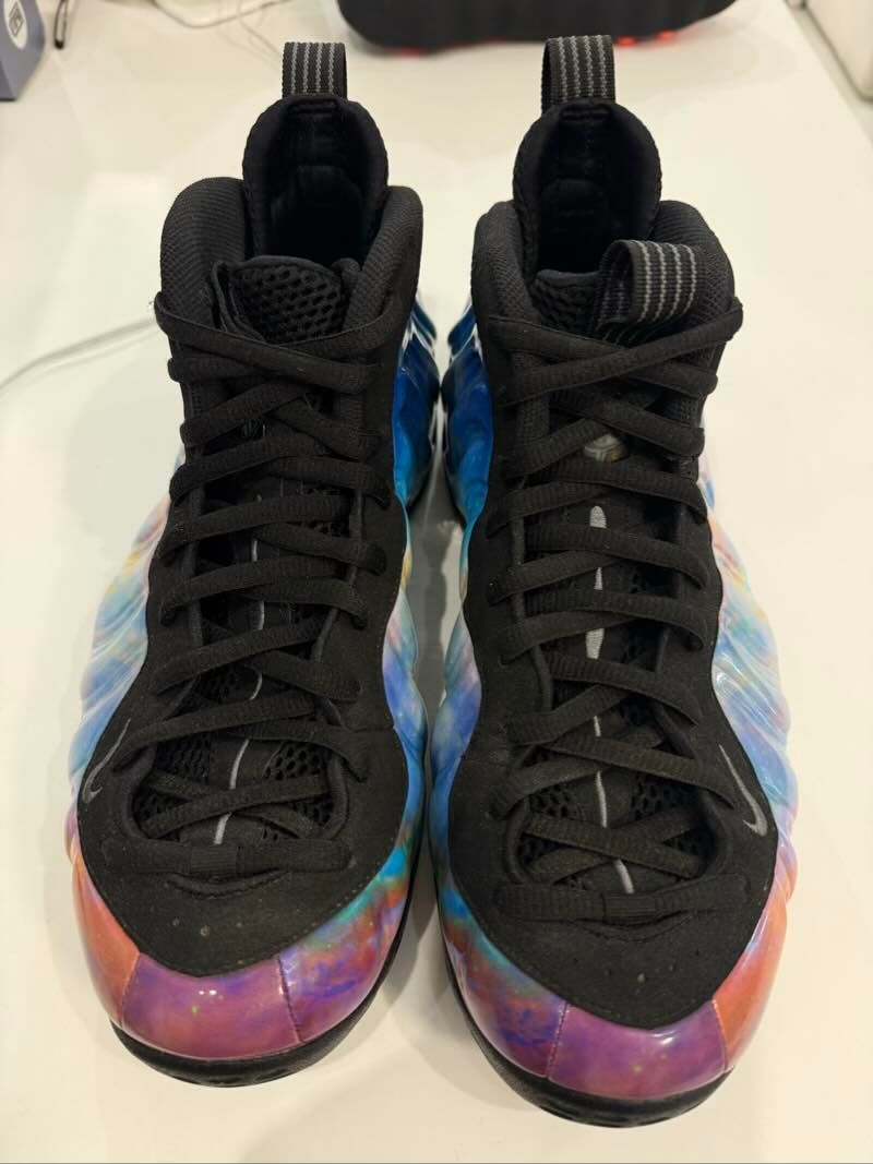 Nike Air Foamposite One Big Bang - Pre-Owned Size 9.5 (No original box)