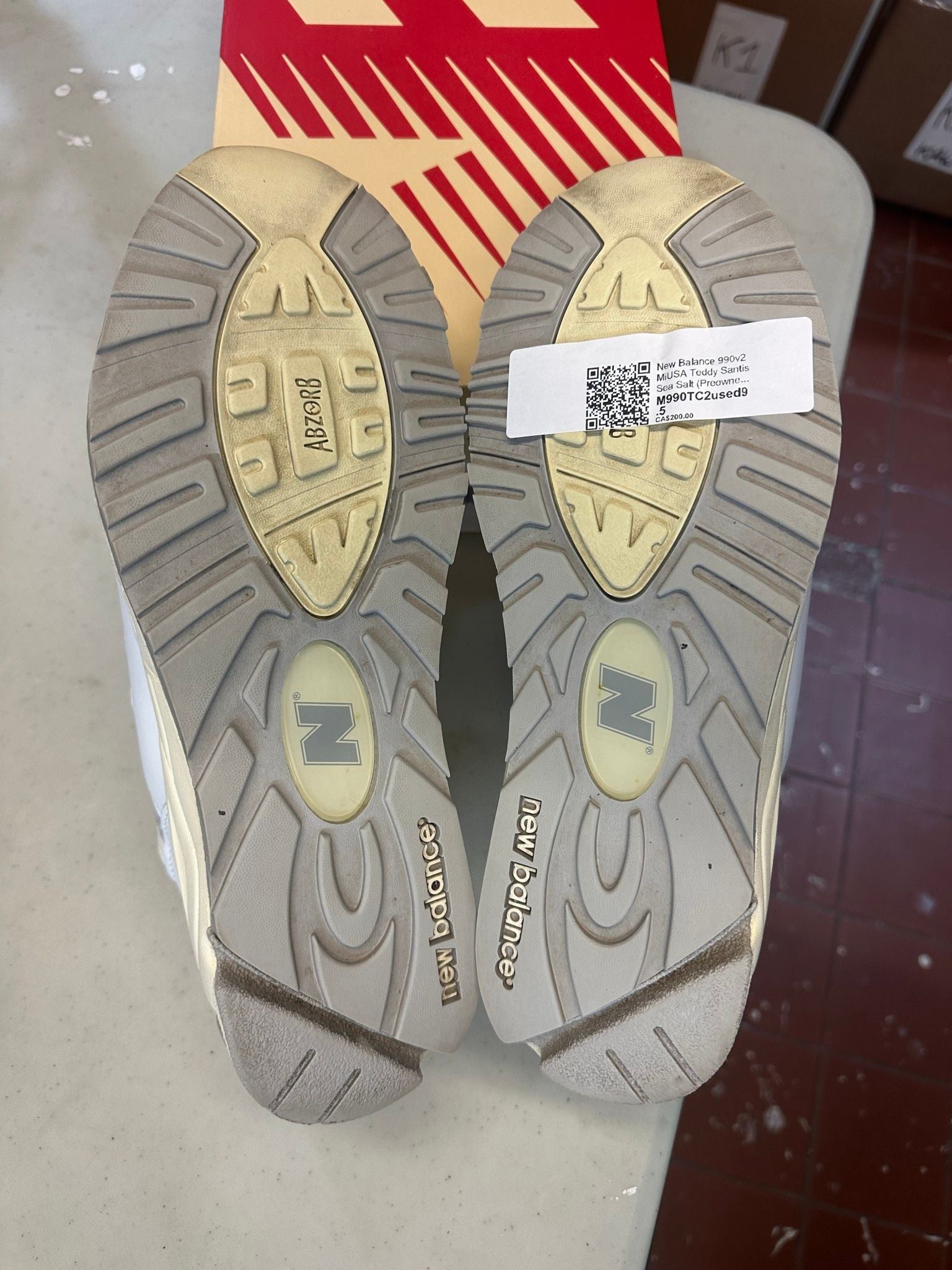 New Balance 990v2 MiUSA Teddy Santis Sea Salt - Pre-Owned Size 9.5