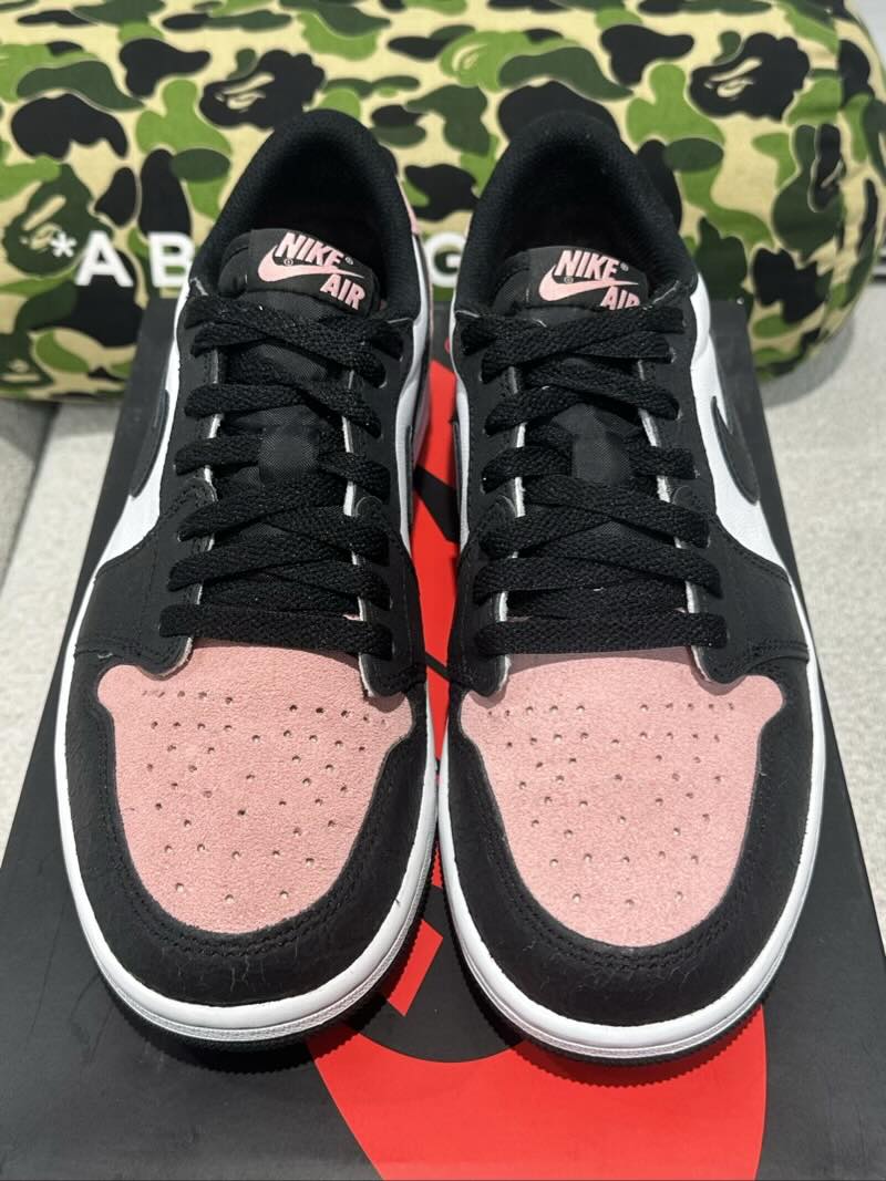 Jordan 1 Low OG Bleached Coral - Lightly Pre-Owned Size 8