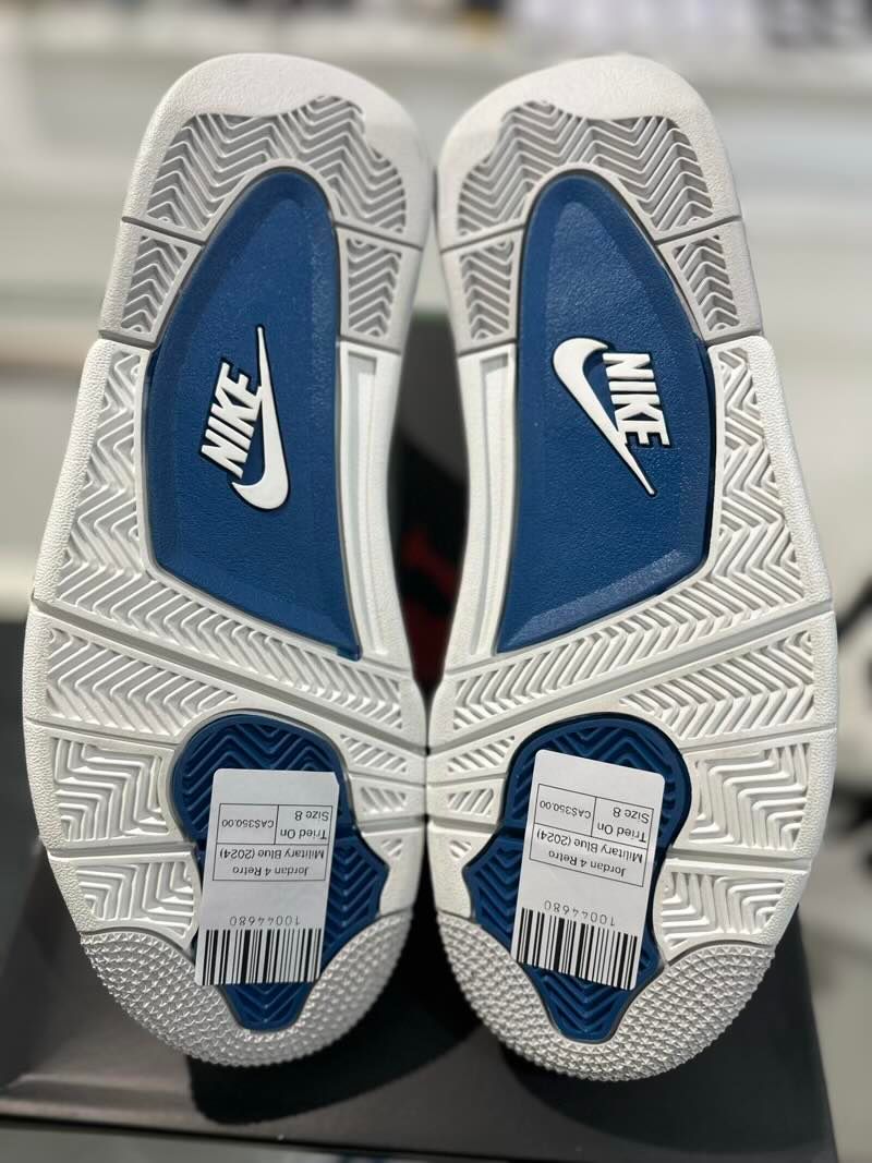 Jordan 4 Retro Military Blue (2024) - Tried On Size 8