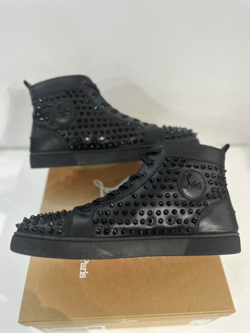 Christian Louboutin Louis Flat Calf Spikes Black - Pre-Owned Size 12