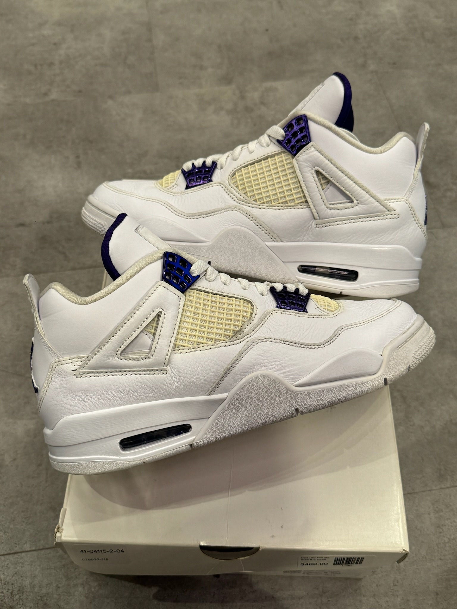 Jordan 4 Retro Metallic Purple - Pre-Owned Size 8.5