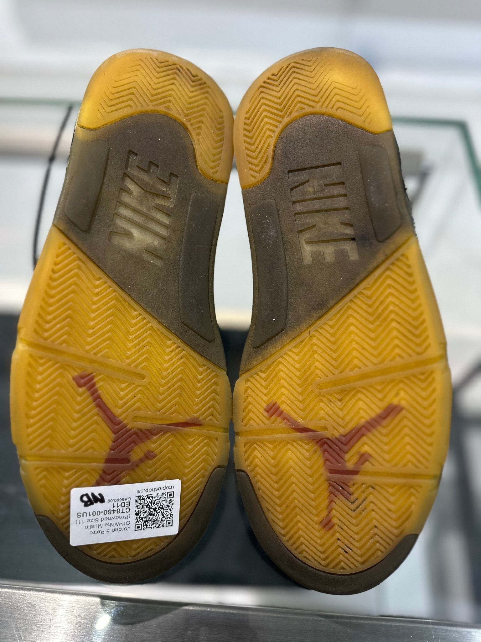 Jordan 5 Retro Off-White Muslin - Pre-Owned Size 11 (No original box)