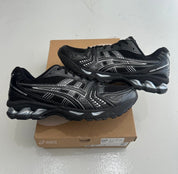 ASICS Gel-Kayano 14 Black Pure Silver (Worn Once Size 10.5) - Pre-Owned
