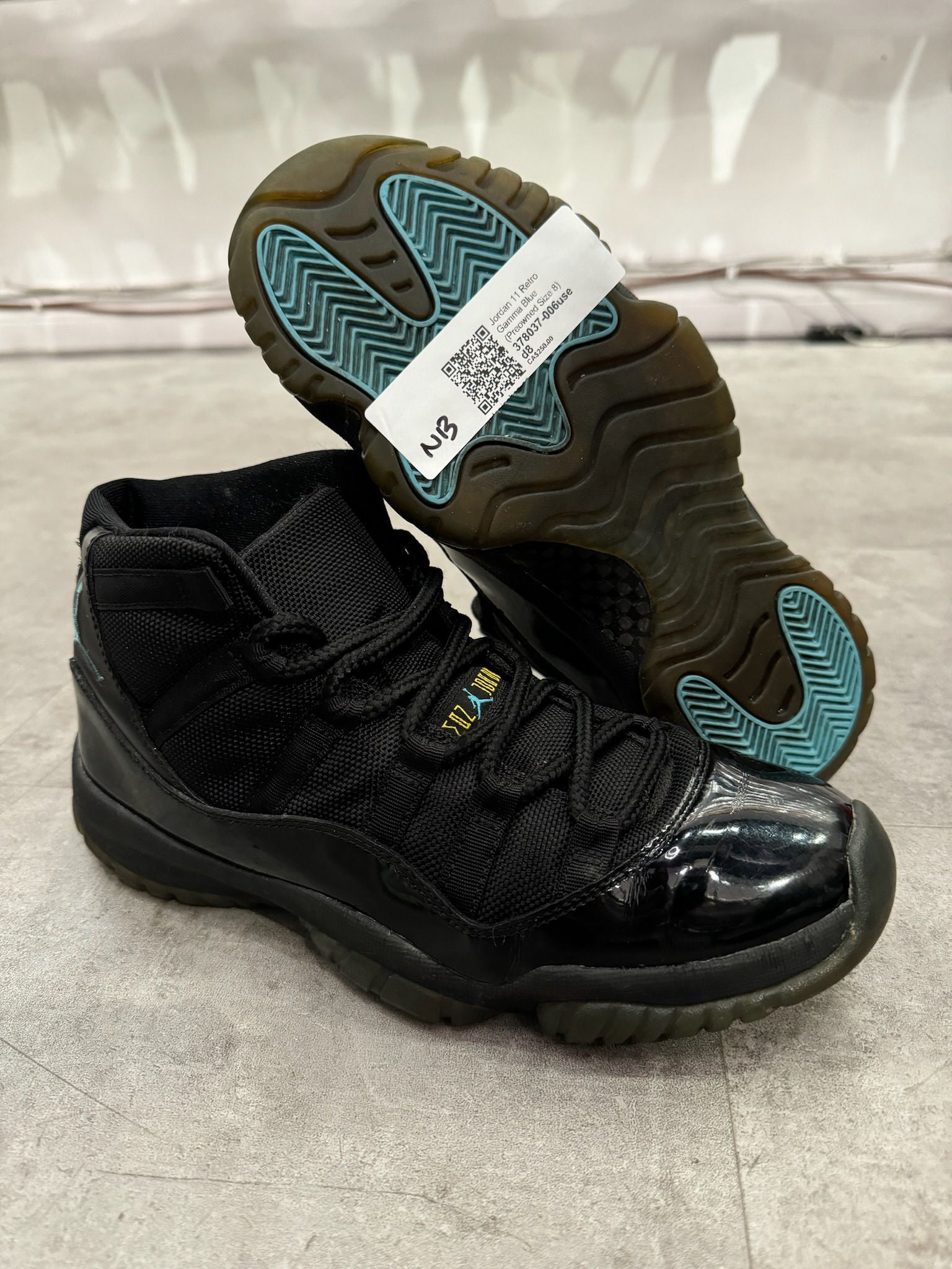 Jordan 11 Retro Gamma Blue (Preowned Size 8) - Pre-Owned (No original box)
