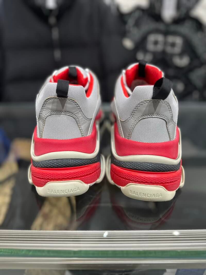 Balenciaga Triple S Sneaker Grey Red, pre-owned, US Men's 10 – photo 4 of 7