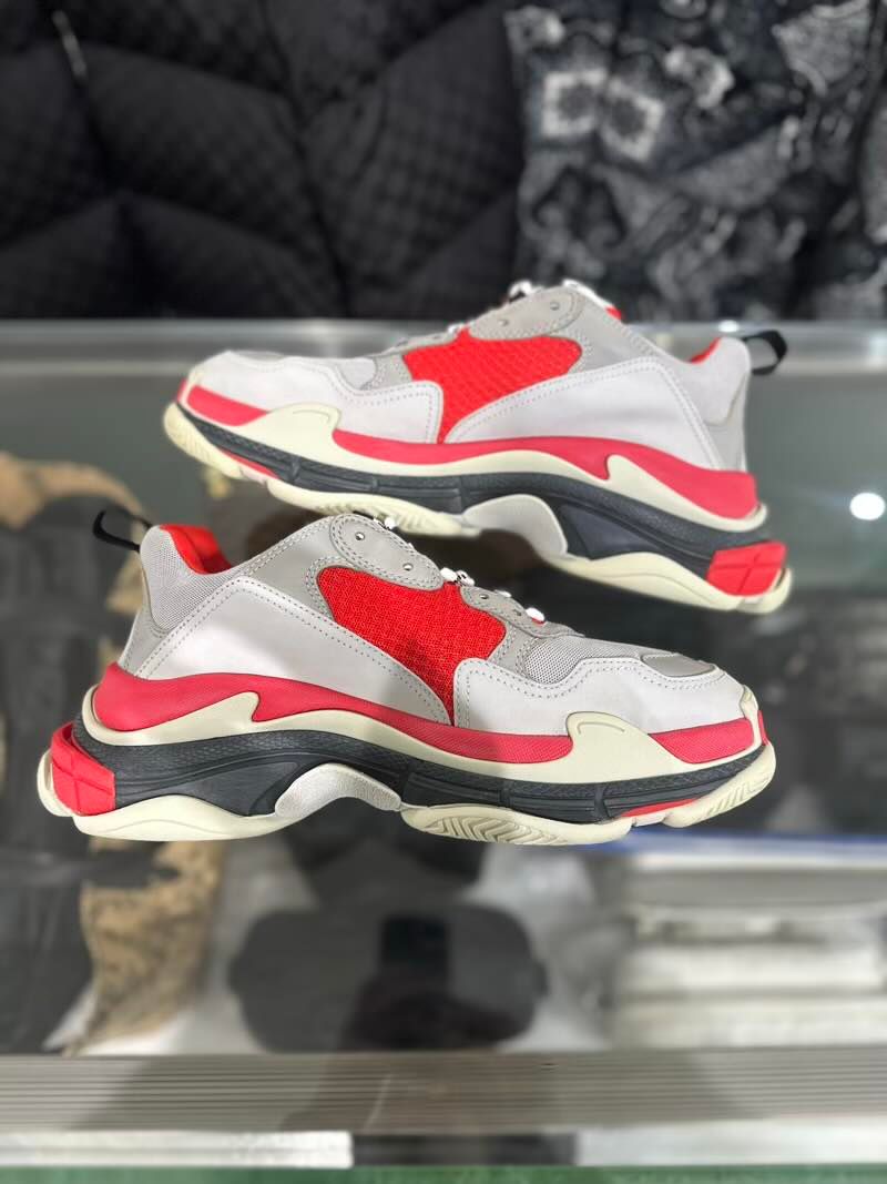 Balenciaga Triple S Sneaker Grey Red, pre-owned, US Men's 10 – photo 6 of 7