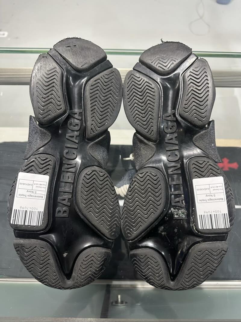 Balenciaga Triple S Navy - Pre-Owned Size 40/ US 8