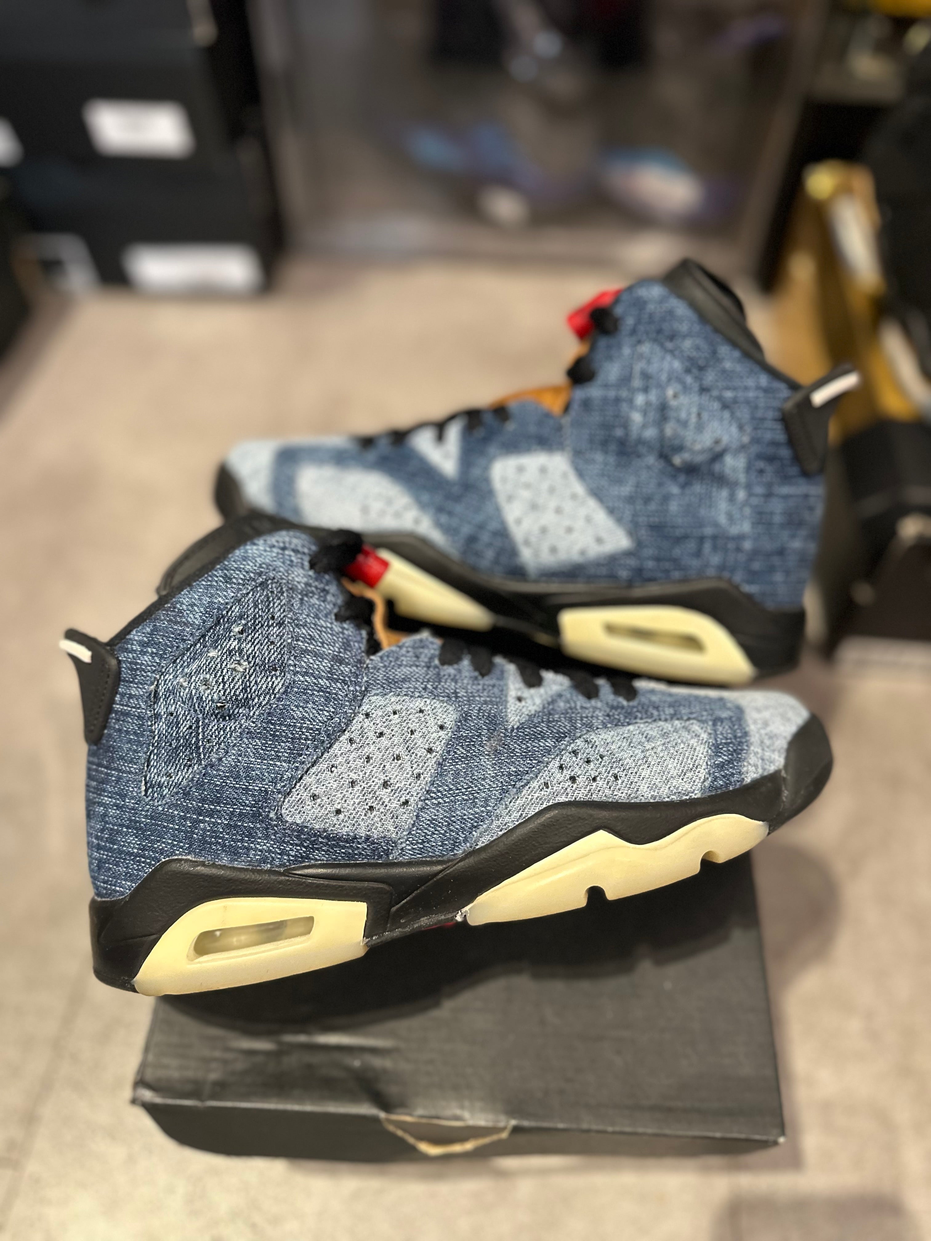 Jordan 6 Retro Washed Denim (GS) - Pre-Owned Size 4.5Y