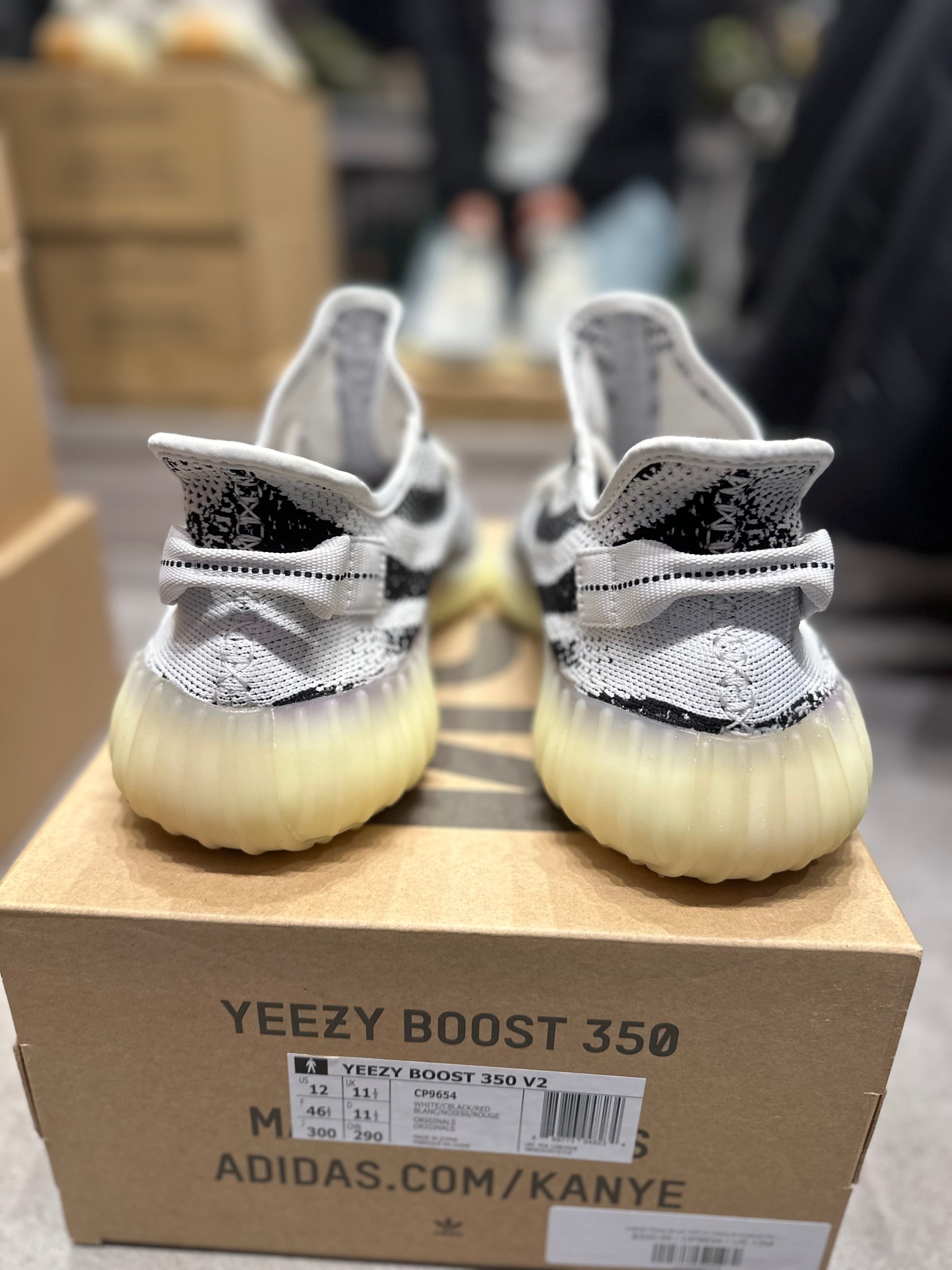 Adidas Yeezy Boost 350 V2 Zebra - Pre-Owned Size 9.5 (Lightly Used)