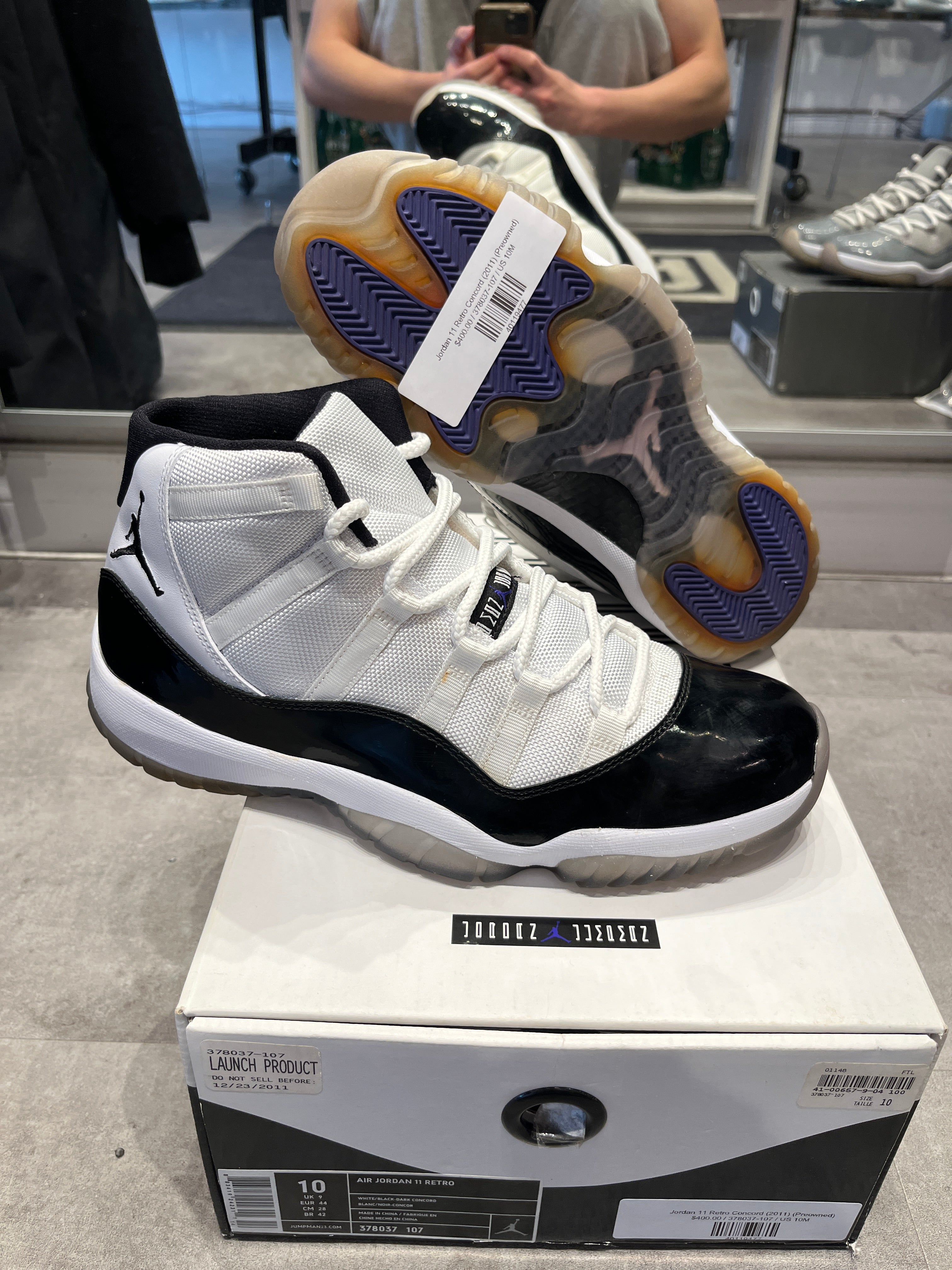 Jordan 11 Retro Concord (2011) (Preowned Size 10 9.5/10)