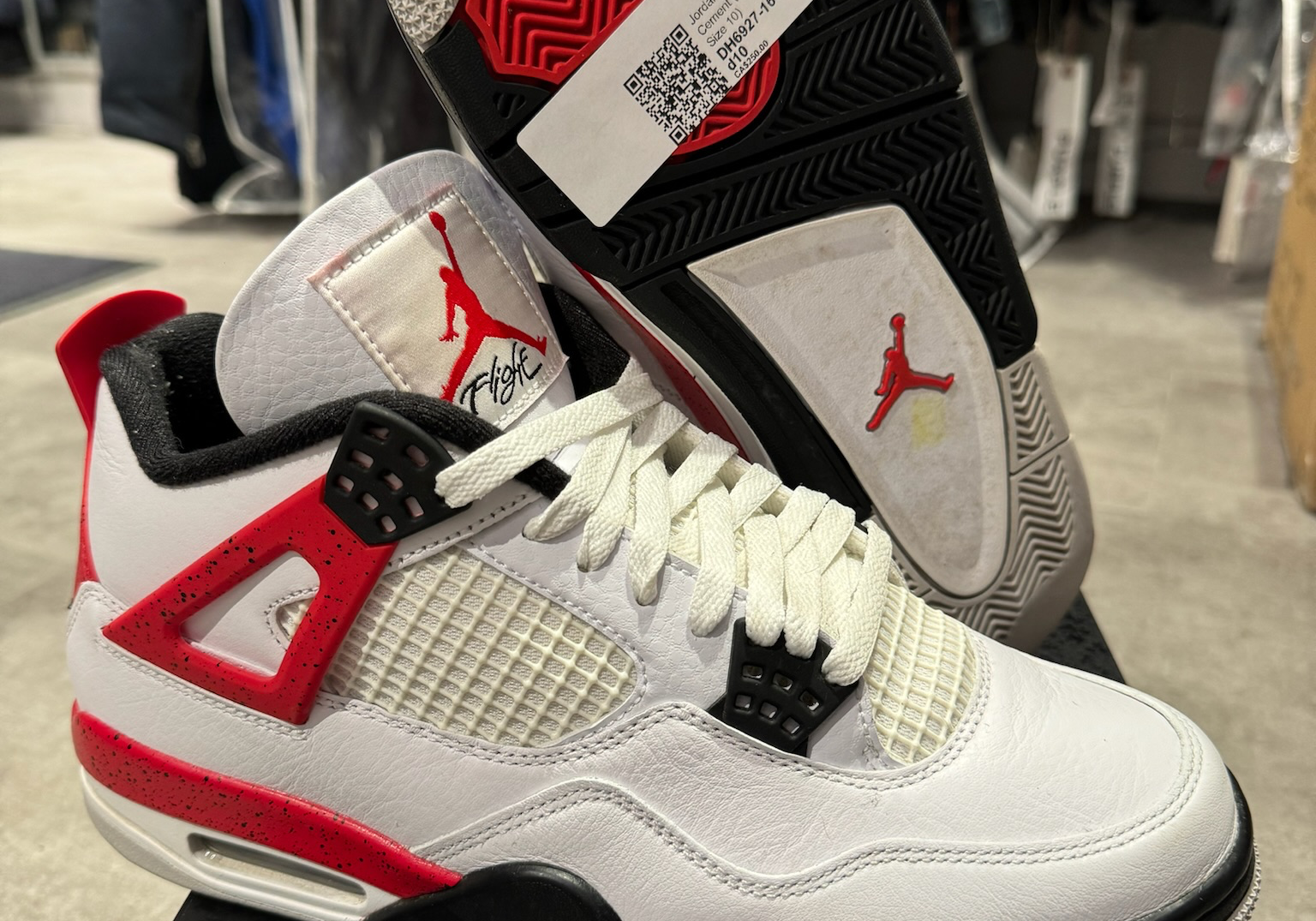 Jordan 4 Retro Red Cement (Preowned Size 10)