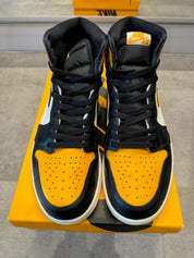 Jordan 1 Retro High Taxi (Preowned Size 10.5)