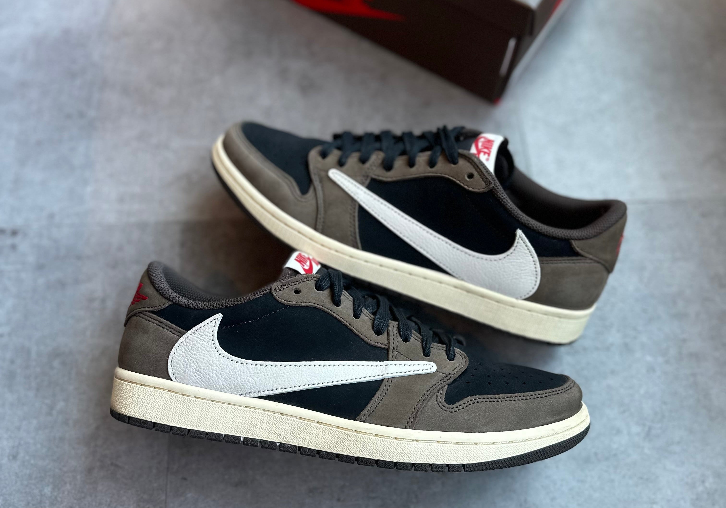 Jordan 1 Retro Low OG SP Travis Scott Mocha (Preowned Size 10.5)