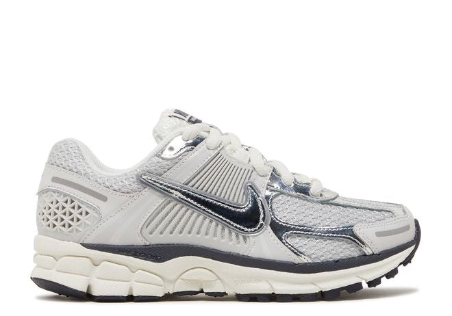 Nike Vomero 5 Photon Dust Metallic Silver (W)