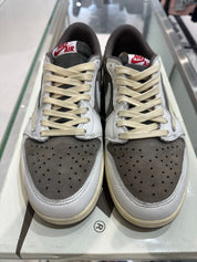 Jordan 1 Retro Low OG SP Travis Scott Reverse Mocha - Pre-Owned Size 8.5