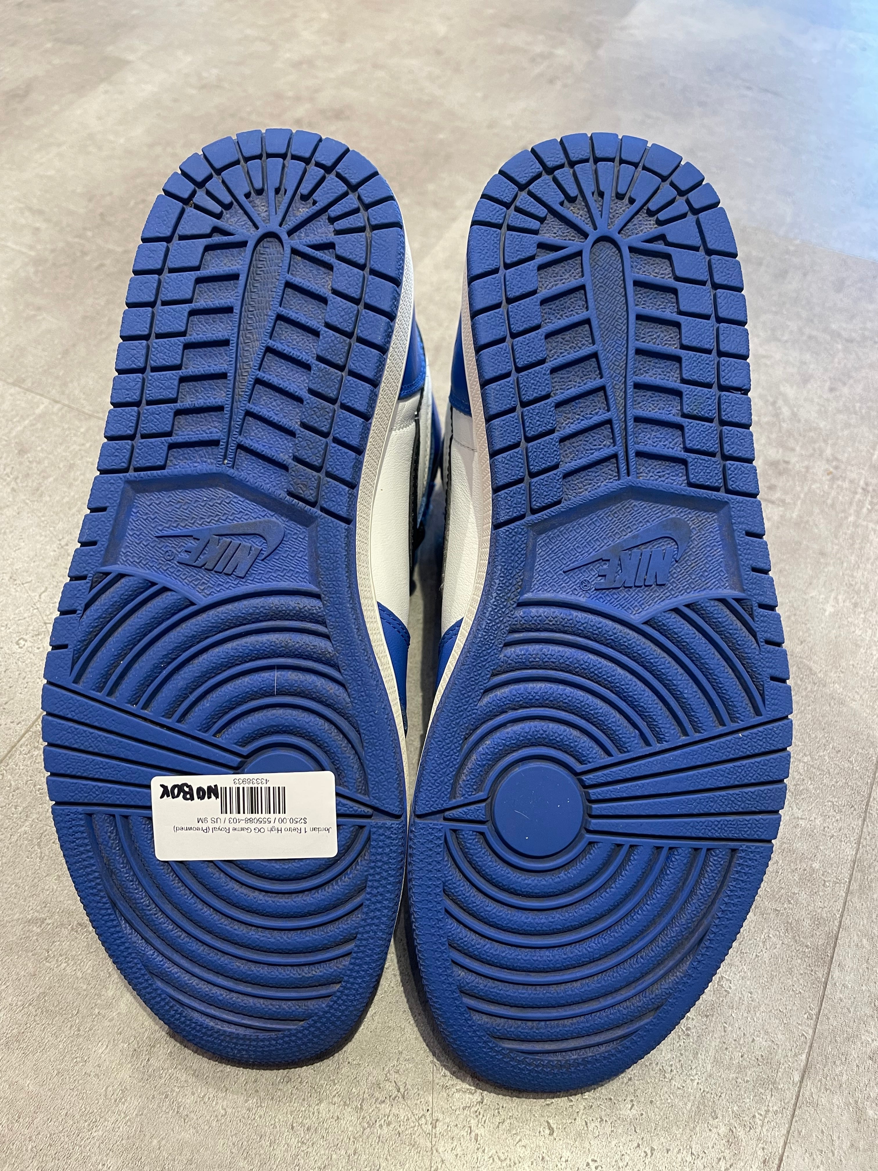 Jordan 1 Retro High OG Game Royal - Pre-Owned Size 9 (No original box)