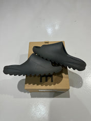 Adidas Yeezy Slide Dark Onyx (Preowned Size 9) - Pre-Owned