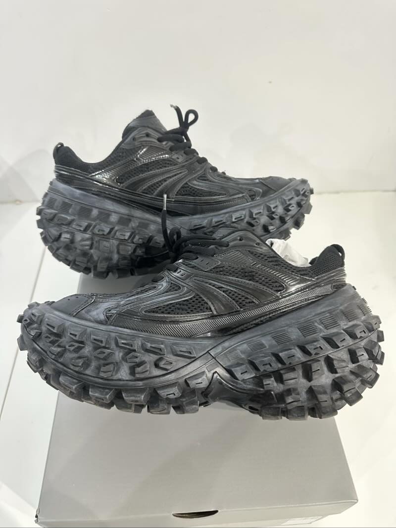 Balenciaga Bouncer Mesh And Rubber Sneaker - Lightly Pre-Owned Size 10