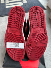 Jordan 1 Retro High Bred Banned (2016) - Pre-Owned Size 8.5