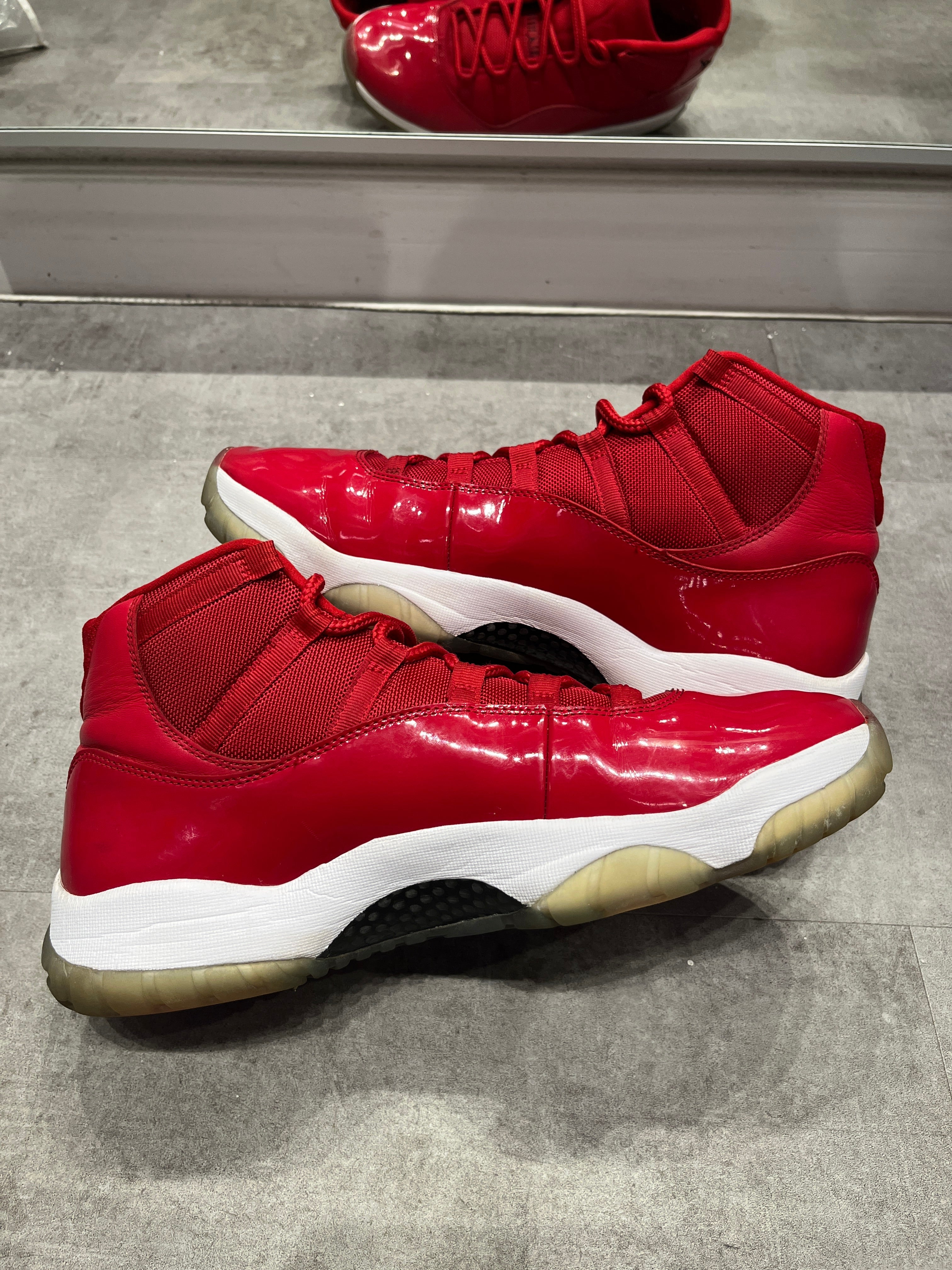 Jordan 11 Retro Win Like 96 (Preowned Size 13)