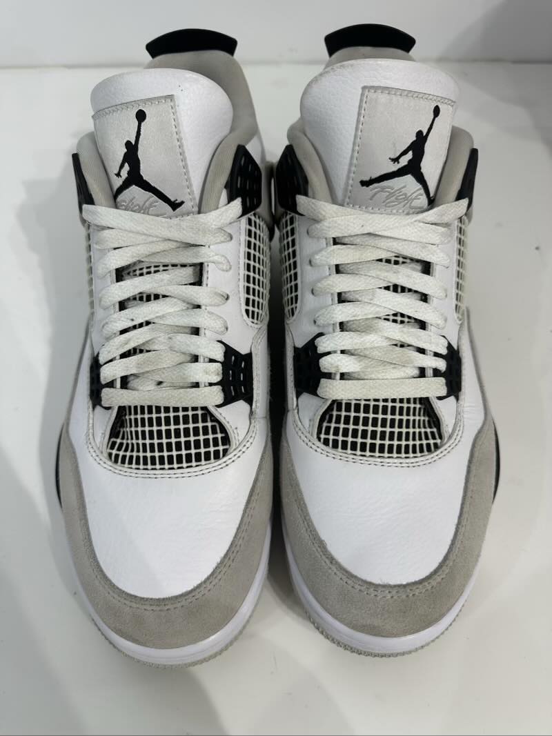 Jordan 4 Retro Military Black - Pre-Owned Size 10 (No original box)