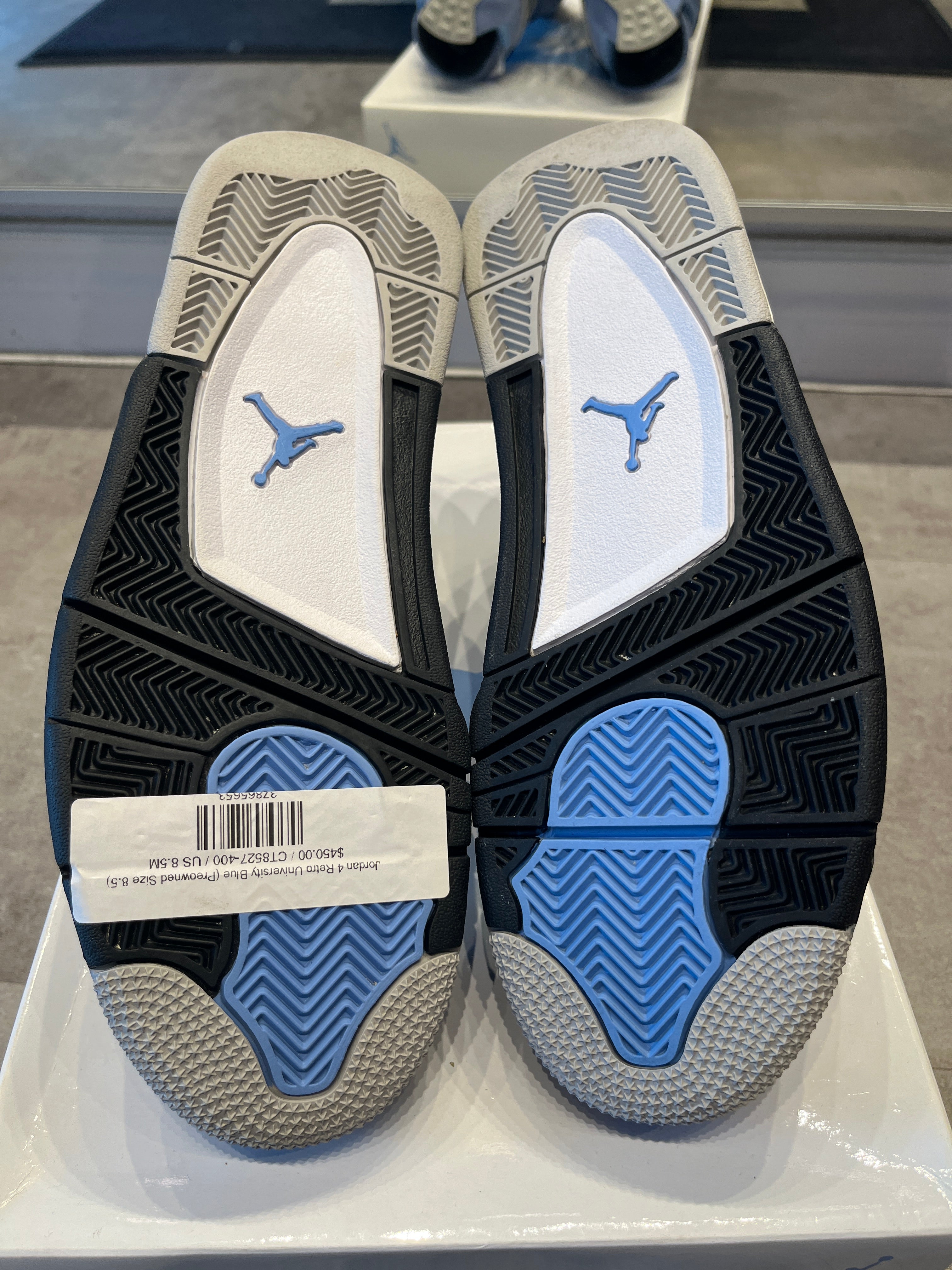 Jordan 4 Retro University Blue - Pre-Owned Size 8.5
