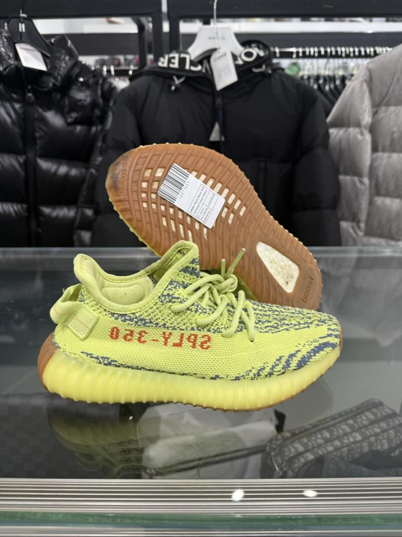 adidas Yeezy Boost 350 V2 Semi Frozen Yellow - Pre-Owned Size 4.5M (No Original Box)