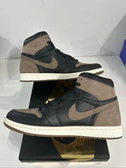 Jordan 1 Retro High OG Palomino - Pre-Owned Size 10.5