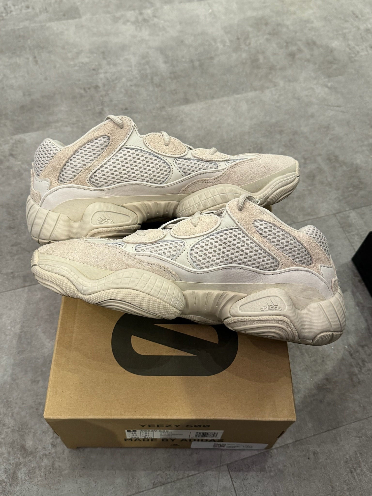 Adidas Yeezy 500 Blush - Pre-Owned Size 10