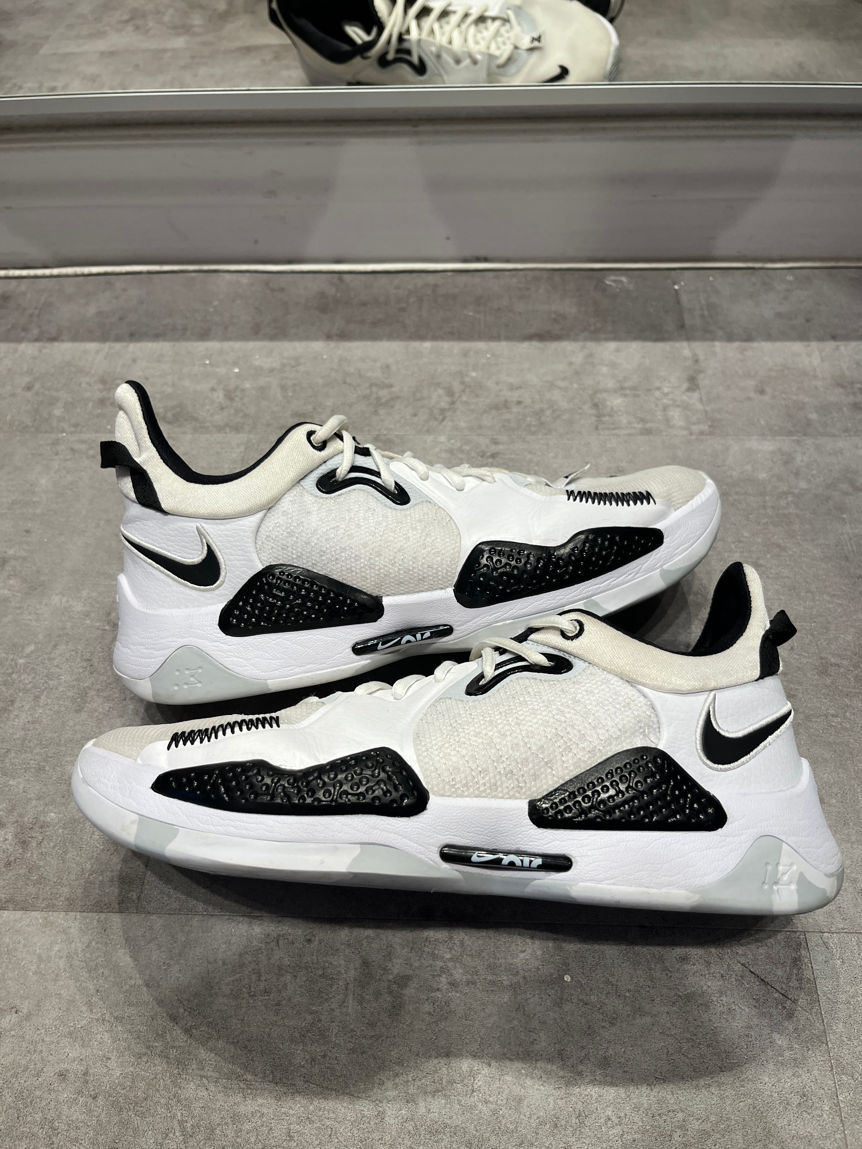 Nike PG 5 TB White Black (Preowned)