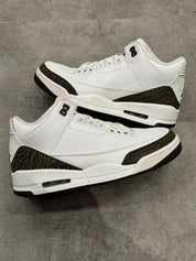 Jordan 3 Retro Mocha (2018) - Pre-Owned Size 7.5 (No original box)