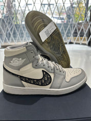 Jordan 1 Retro High Dior - Pre-Owned Size 9.5