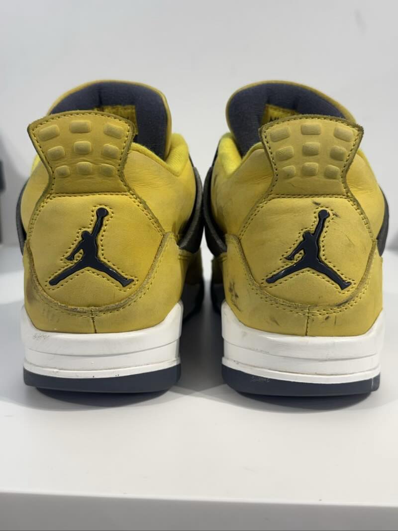 Jordan 4 Retro Lightning (2021) - Pre-Owned Size 10 (No original box)