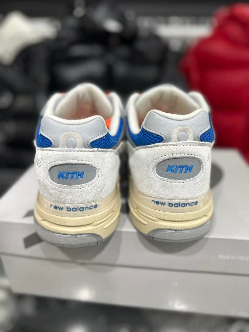 New Balance 993 MiUSA Kith Madison Square Garden Ancient Scroll - Lightly Used Size 12