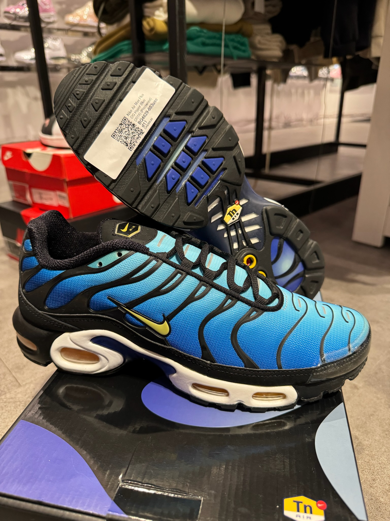 Nike air max plus og hyper blue 2018 hotsell