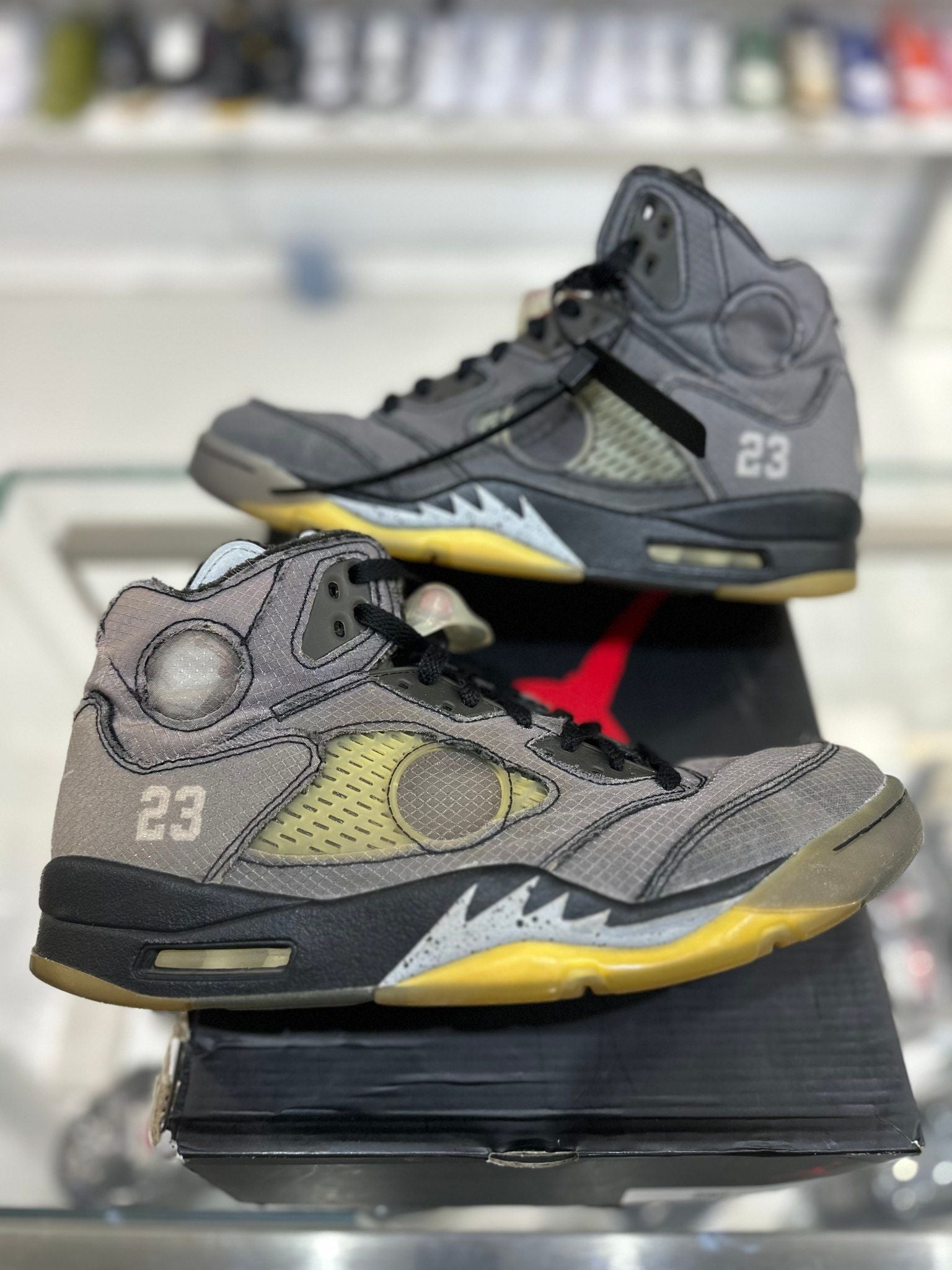 Jordan 5 Retro Off-White Muslin - Pre-Owned Size 10 8/10