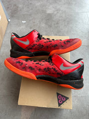 Nike Kobe 8 Challenge Red - Pre-Owned Size 9 (Replacement box)