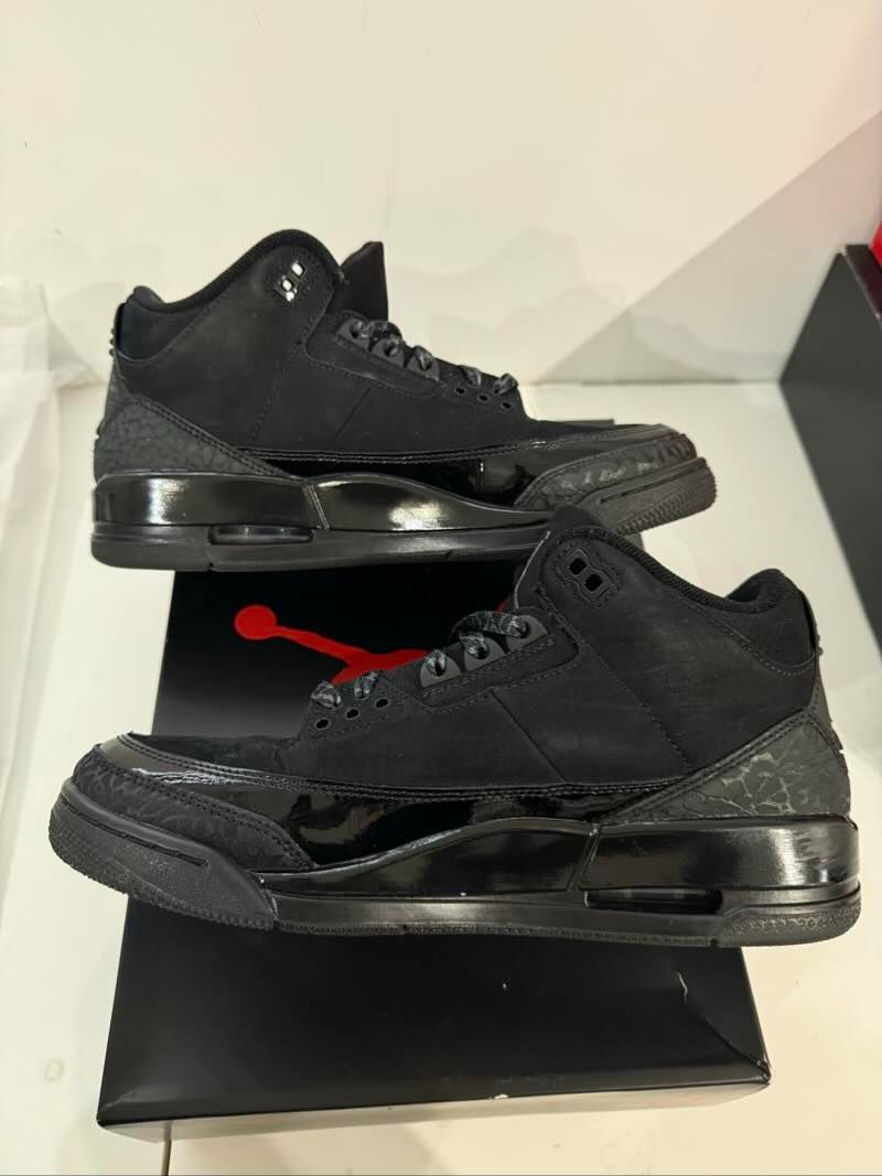 Air Jordan 3 Retro Black Cat (2025) - Pre-Owned Size 8.5