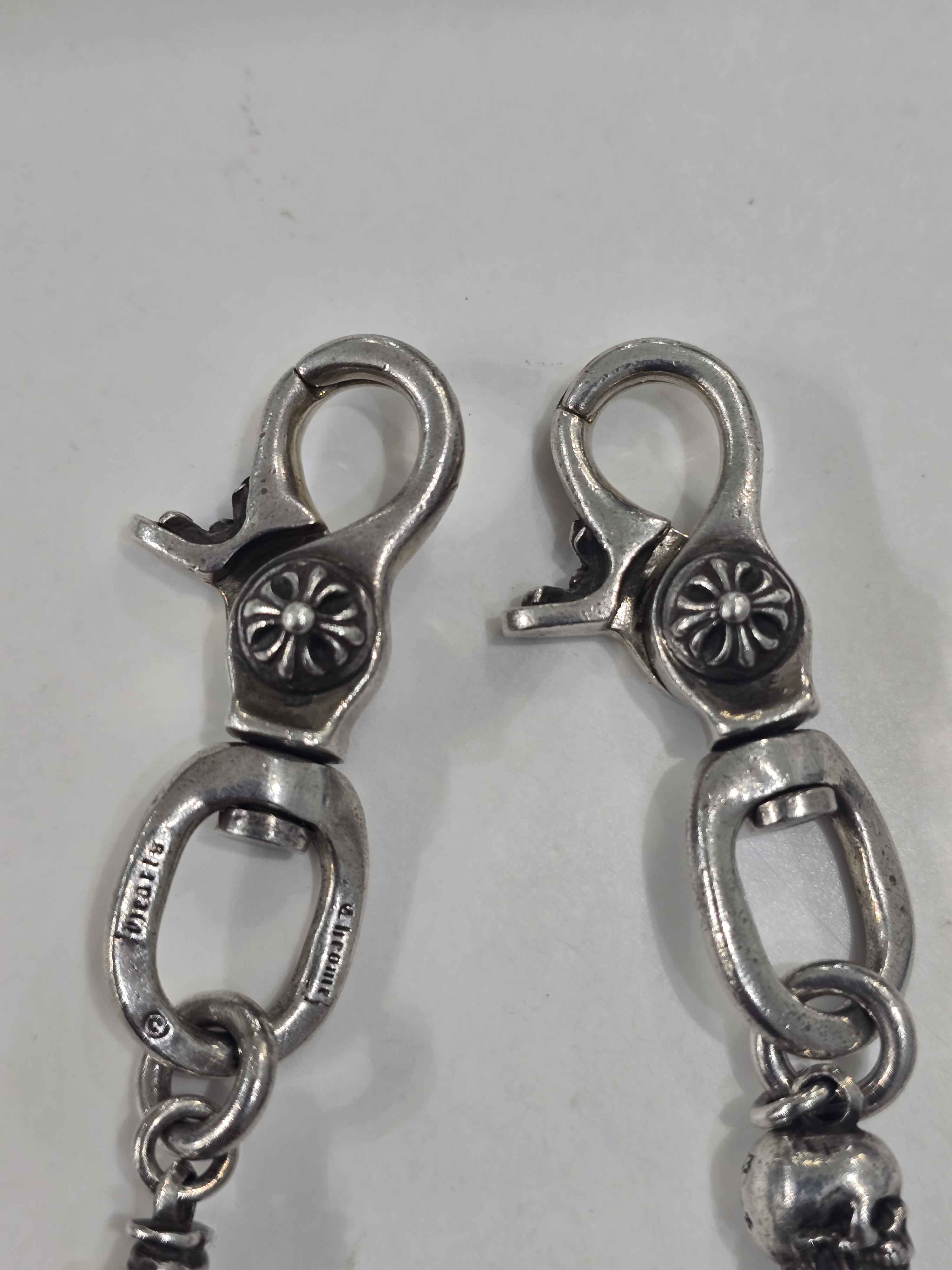 Chrome Hearts Silver Foti Skull Wallet Chain (21 Inches), lightly pre-owned – photo 4 of 5