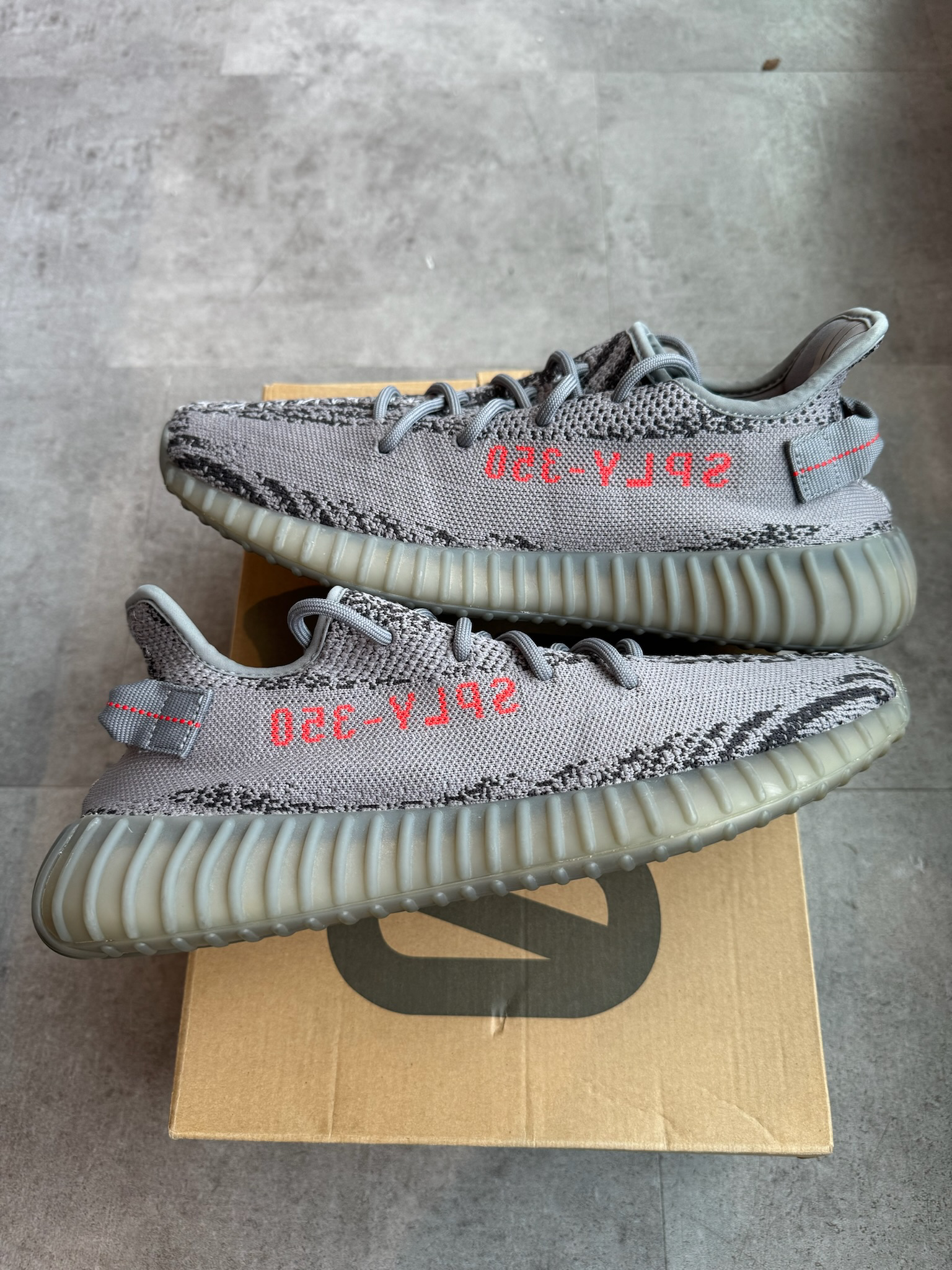 adidas Yeezy Boost 350 V2 Beluga 2.0 (Preowned Size 10.5)