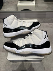 Jordan 11 Retro Concord (2011) (Preowned Size 10 9.5/10)