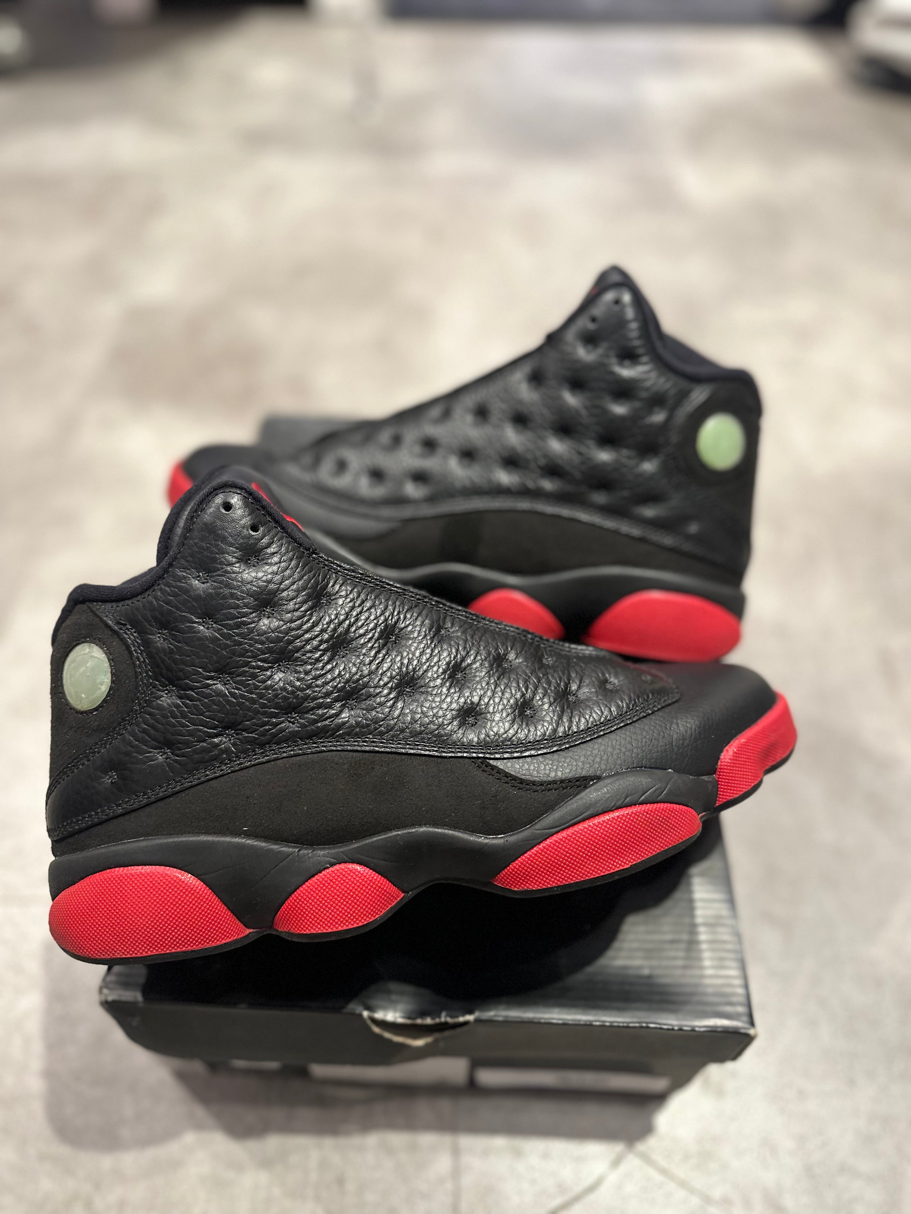 Jordan 13 Retro Dirty Bred (Preowned Size 9.5)