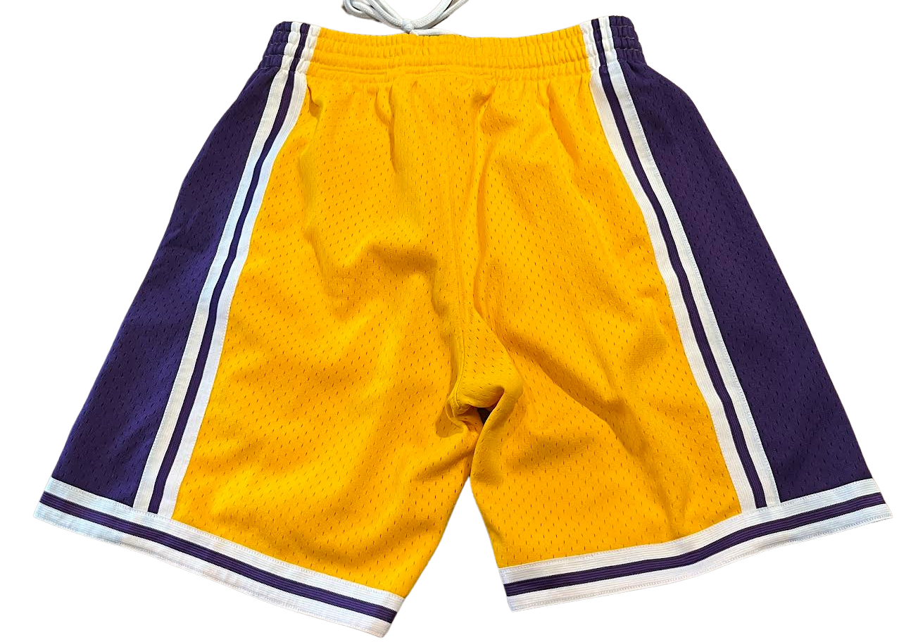 Mitchell & Ness Gold Los Angeles Lakers 1996-1997 Swingman Mesh Shorts