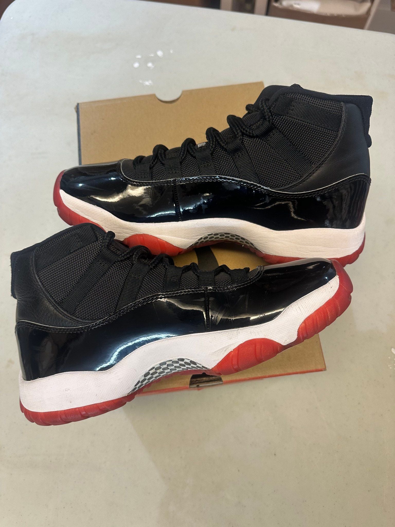 Jordan 11 Retro Playoffs Bred (2019) (Preowned Size 8.5) - Pre-Owned