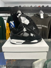 Jordan 4 Retro White Thunder - Gently Pre-Owned Size 8