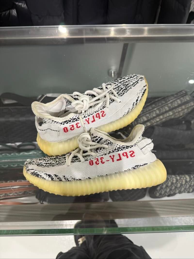 adidas Yeezy Boost 350 V2 Zebra - Pre-Owned Size 4M (No Original Box)