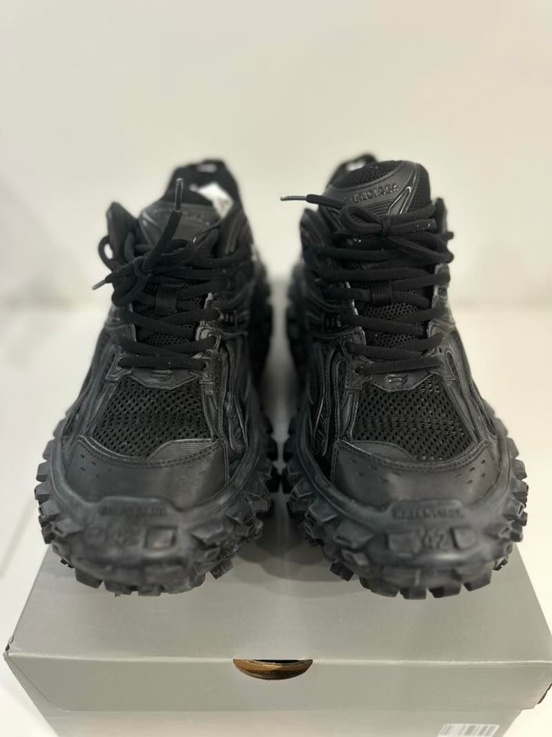 Balenciaga Bouncer Mesh And Rubber Sneaker - Lightly Pre-Owned Size 10